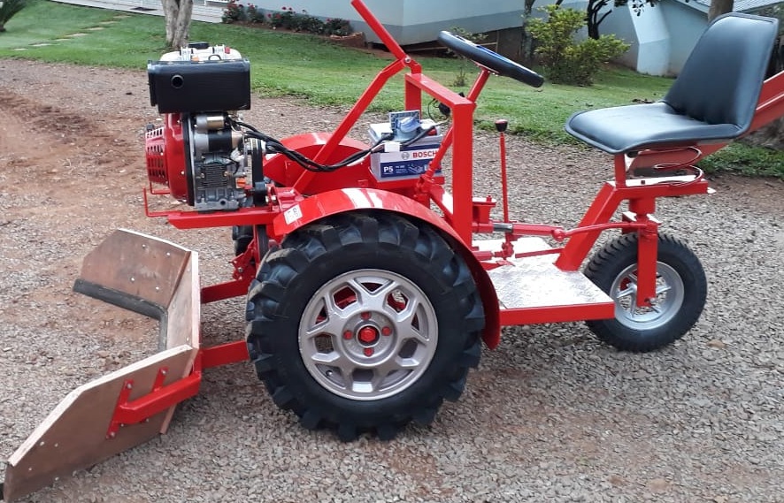 Máquina a Diesel 7CV C/Partida Elétrica com Roda Normal - Cód.030